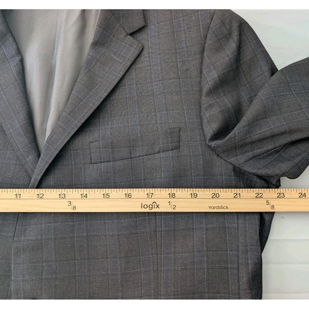 Hickey Freeman Suit Mens 44R Gray Blue Windowpane 2 Button 100% Wool 36x29 USA